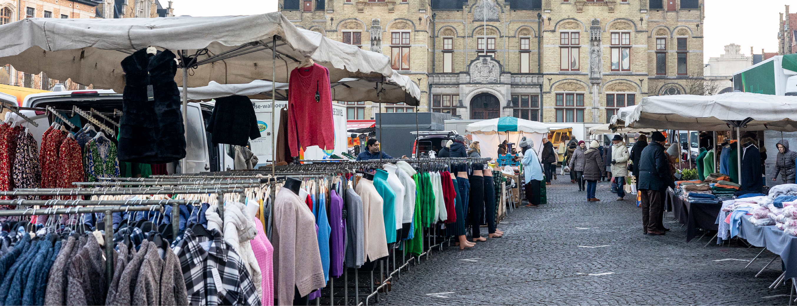 Zaterdagmarkt Ieper foto