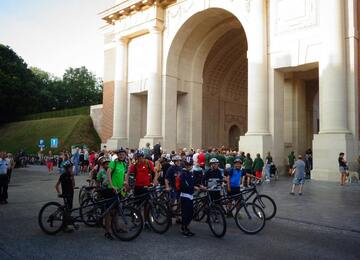 Oorlogsroute met een tandem